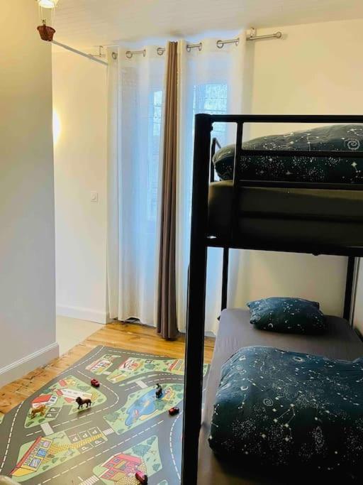 Agreable Maison De Village Avec Balcon Roiffieux Eksteriør billede